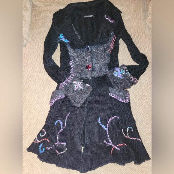 Black Sweater made in France - Picture 1 of 1